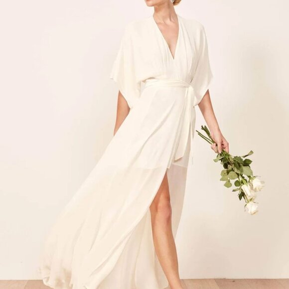 Reformation Winslow Dress - Picture 2 of 11